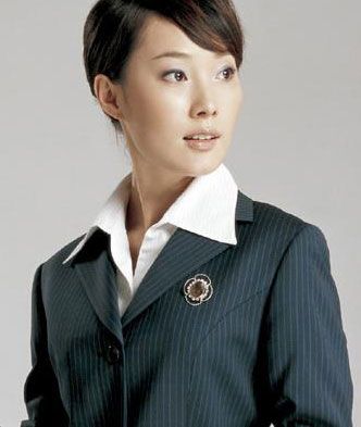 一?？劢?jīng)典正裝女西服