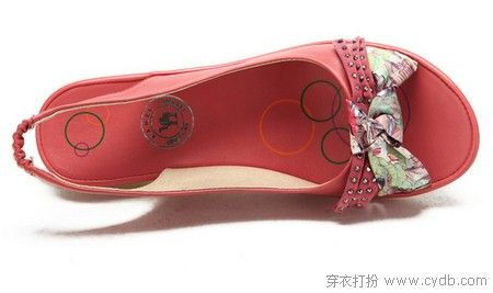 酷帥萌，舒適清涼齊曬蔻丹